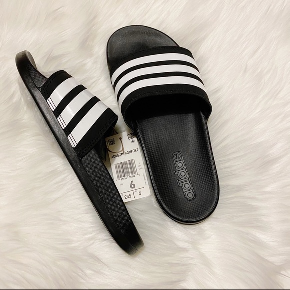 Adidas • Adilette Comfort Slides - Picture 7 of 10
